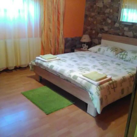 Apartment Tomasevic Slunj Exterior foto